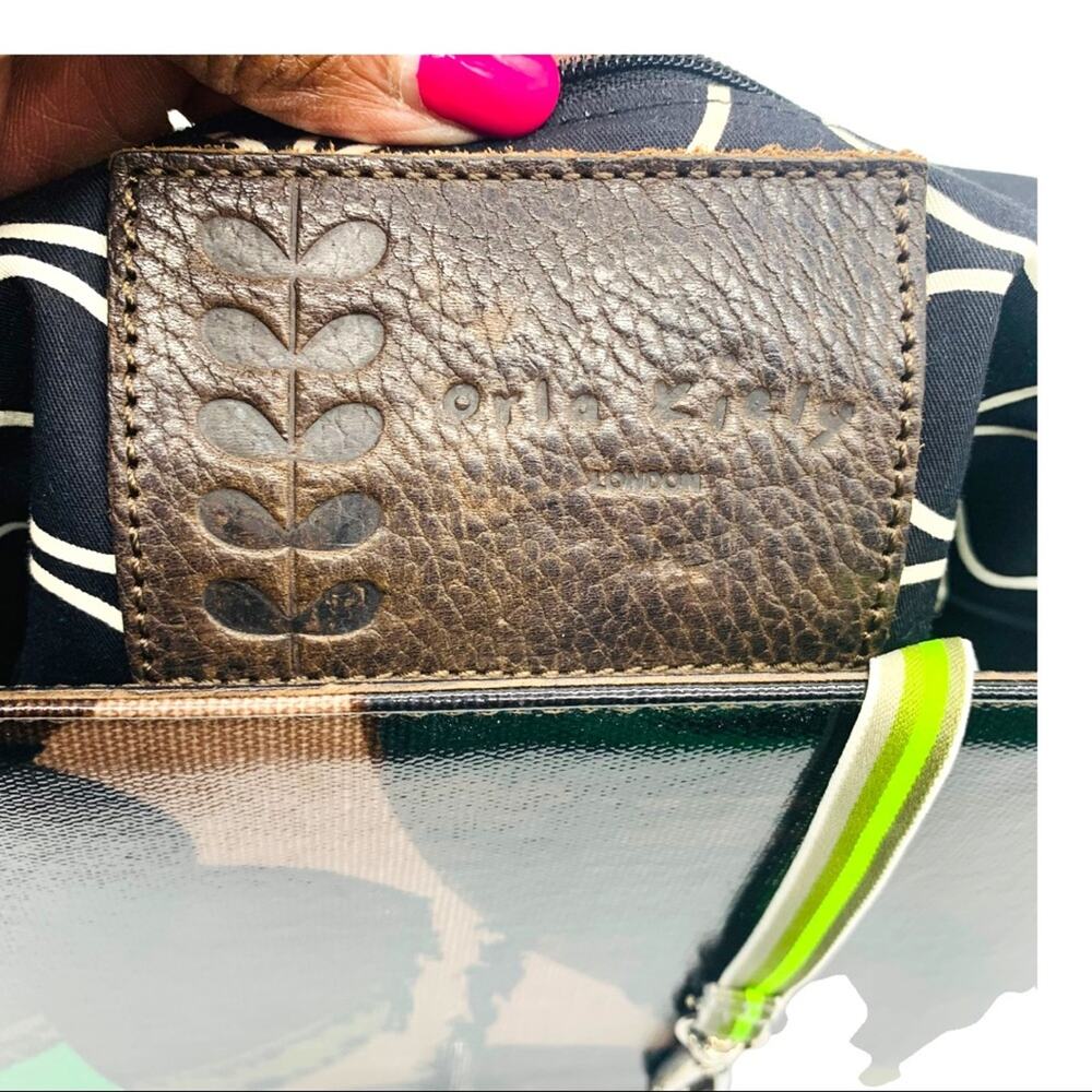Orla Kiely Brown and Green Satchel - Picture 10 of 15